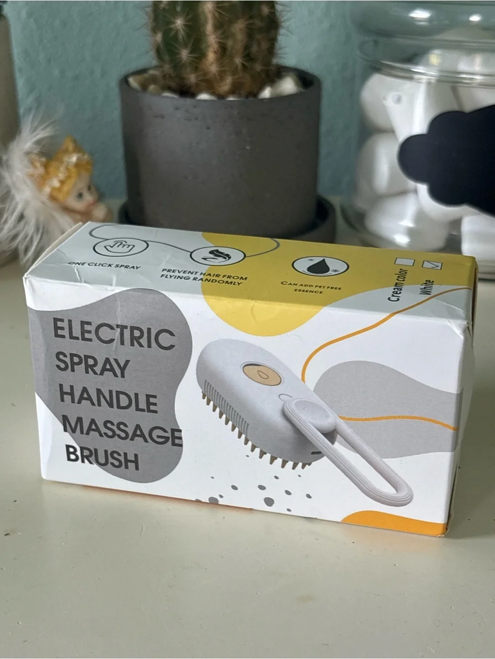 White Electric Spray Handle Massage Brush for Kids Bath & Hair